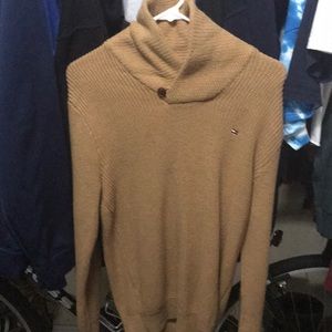 Men’s Tommy Hilfiger sweater
